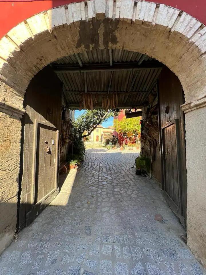 La Corte Degli Aranci Senorbi Bagian luar foto