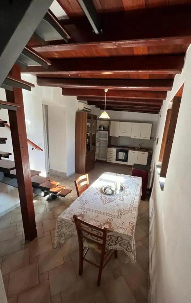 La Corte Degli Aranci Senorbi Bagian luar foto
