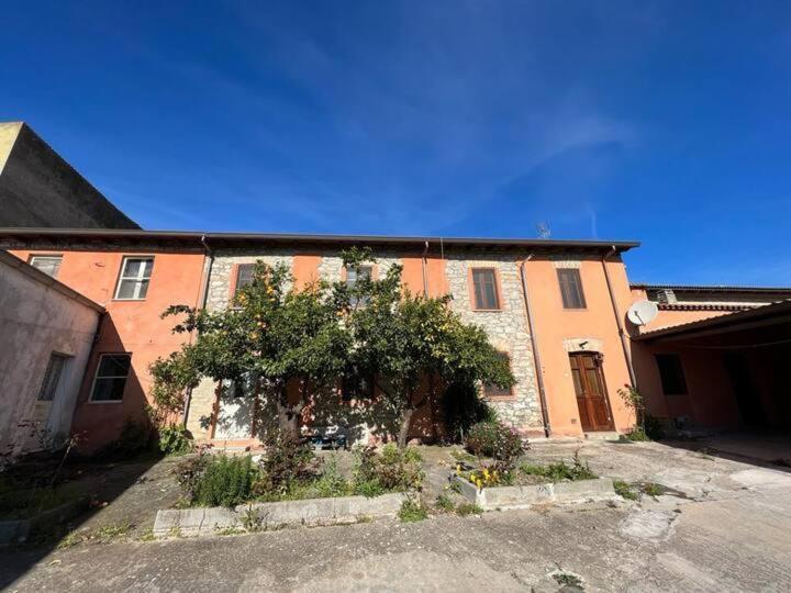 La Corte Degli Aranci Senorbi Bagian luar foto